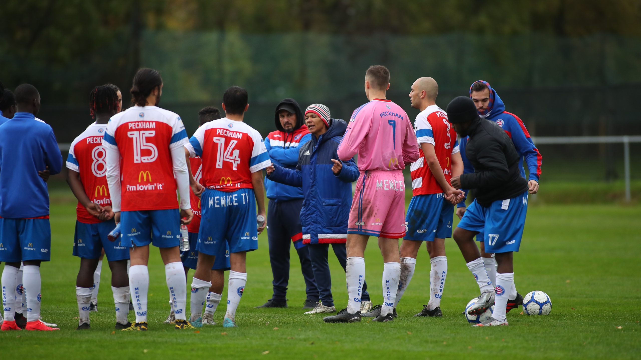 Football coach Mary Phillips coaching Peckham men's team. Photo by Avis Action images.