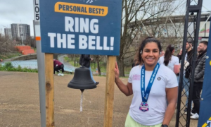 Siya ringing the PB bell